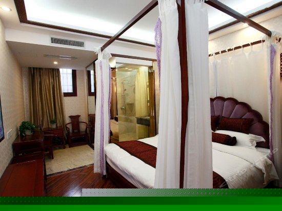 尊享豪华中式大床房