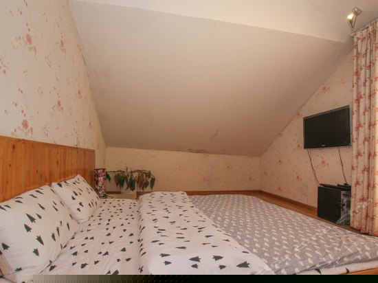 故里复式阁楼大床房