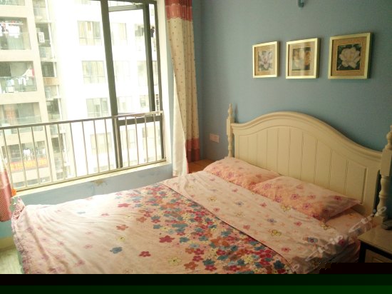 特惠飘窗大床房