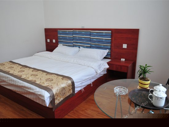 一楼特价大床房