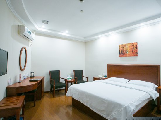 特价大床房（无窗）