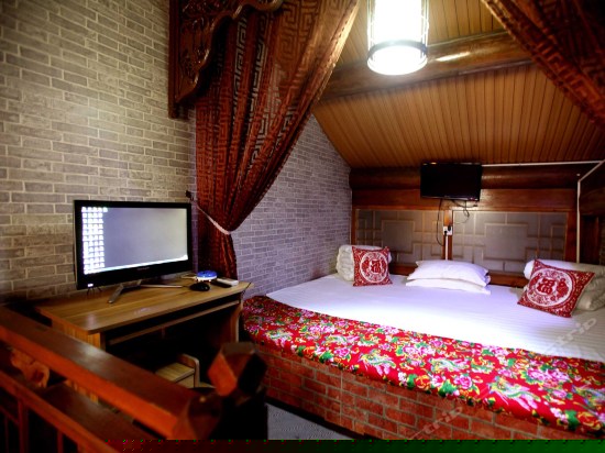 阁楼复式家庭套房