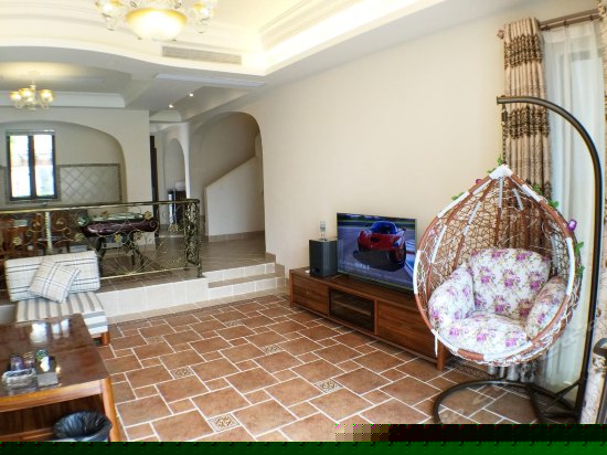 复式三房两厅别墅