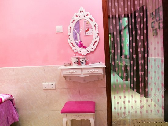 Hellokitty情侣主题房