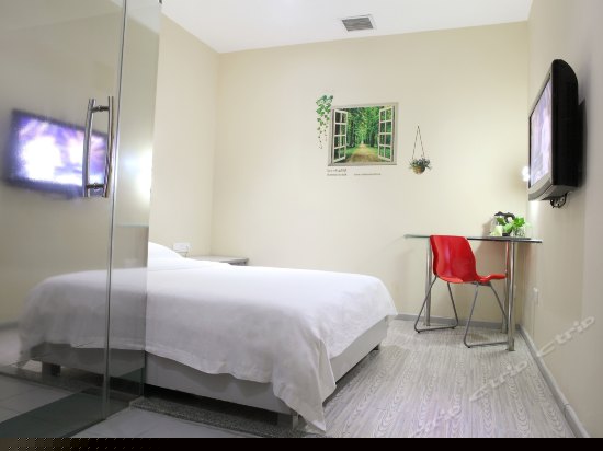 标准大床房(无窗)