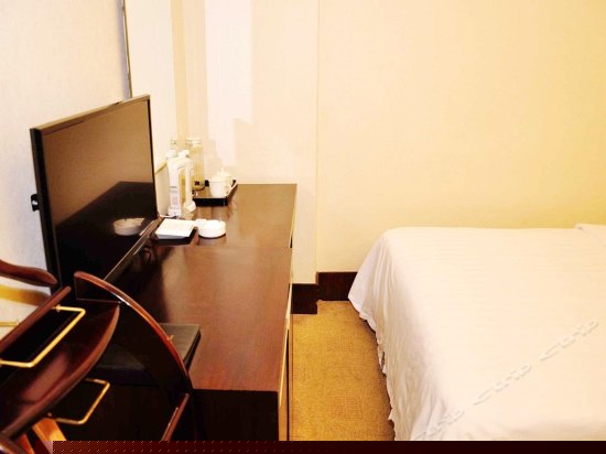 普通大床09房(无窗)