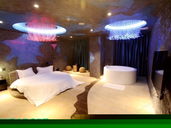 Love浪漫系列主题房