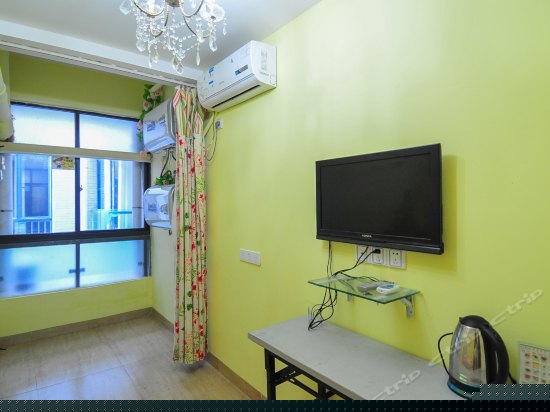 无景观特价大床房