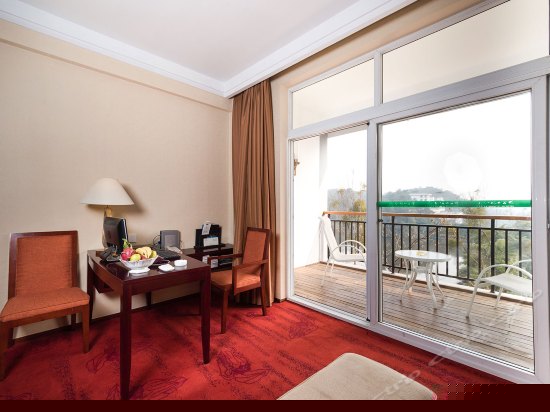 5号楼湖景大床间