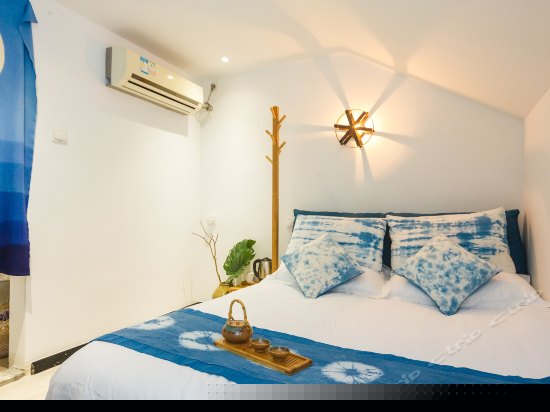 植物染山景大床房茶白