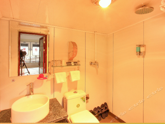 古典核桃大床房