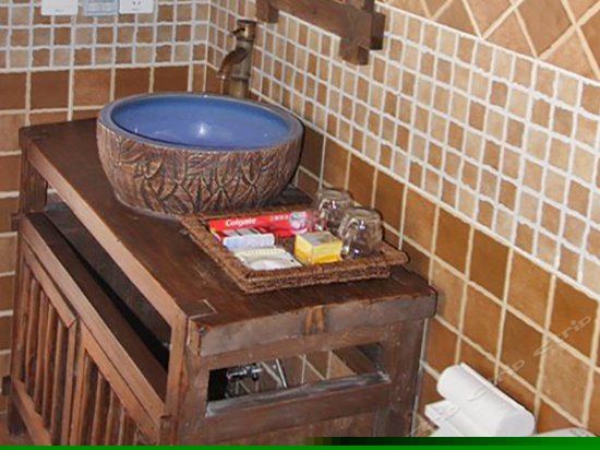 豪华大床复式房