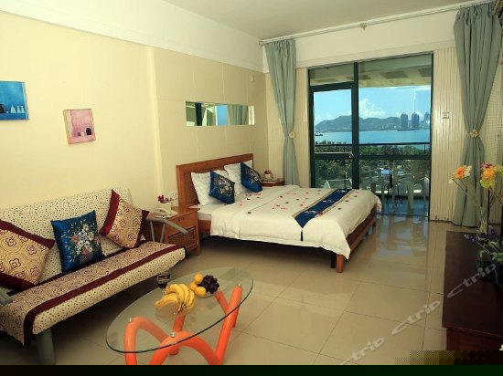 一线海景蜜月大床房