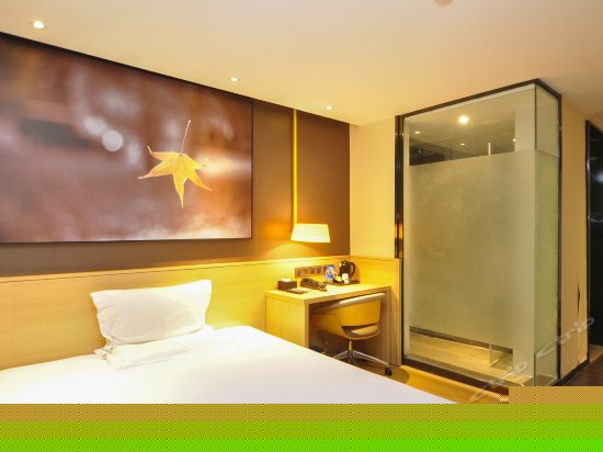 i IN（至IN大床房）