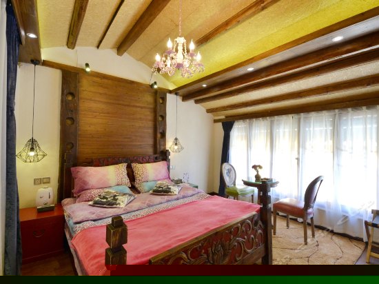 风情院精品大床房