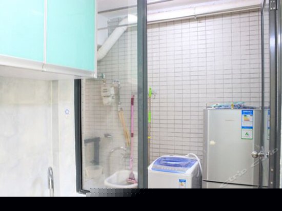 蓝色海岸飘窗海景两房一厅