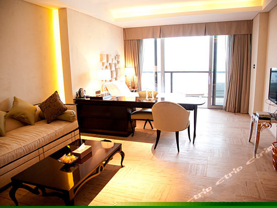 诺曼王朝奢华海景家庭套房（一房一厅）