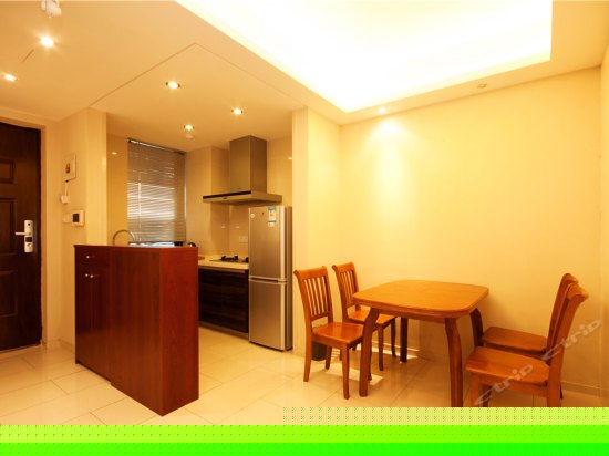 精品全家福2室1厅