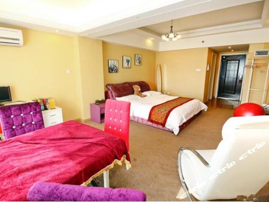 时尚数码大床房