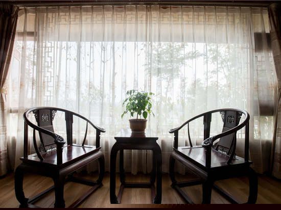 傣家风情亲子房