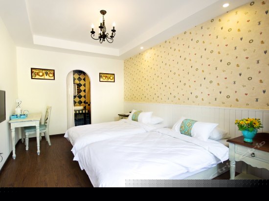 精致山景房（花园）