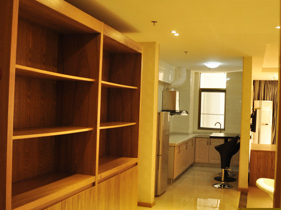 豪华园景家庭房