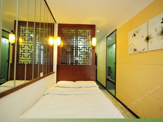 临河庭院景观大床房