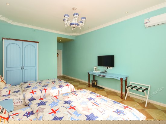 主题温馨亲子间