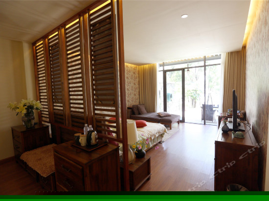 海景花园大床房