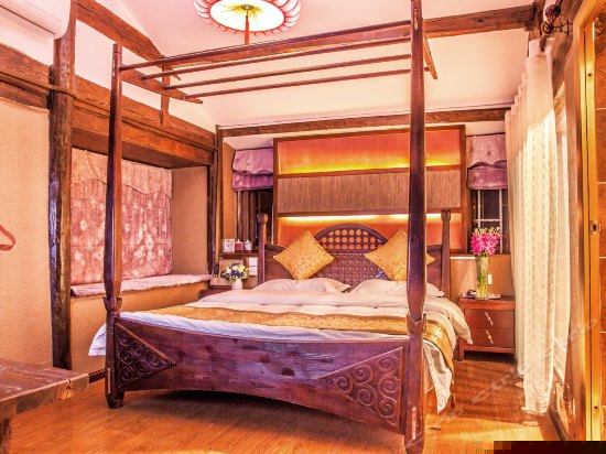 雪山语唯美大床房