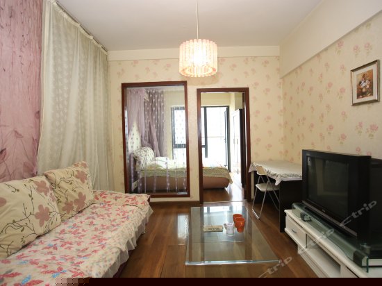 浪漫大床房（内宾）