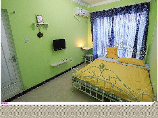 大窗园景大床房