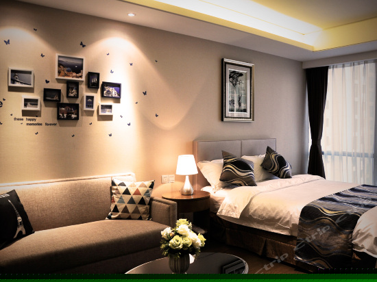 瑞蓝海景大床房