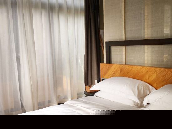 最美夕阳海景花园大床房