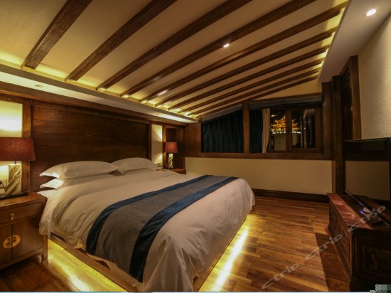 藏式风情奢华景致大套房