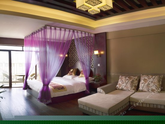 温馨江景豪华大床房