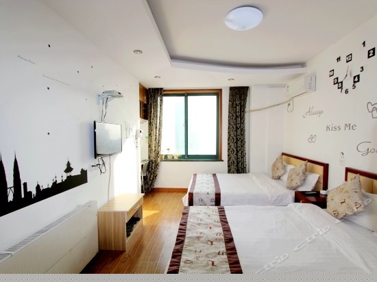 海景家庭四人间