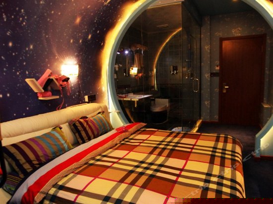 蓝色海洋情趣主题房(无窗)