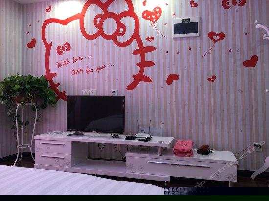 粉黛佳人主题房