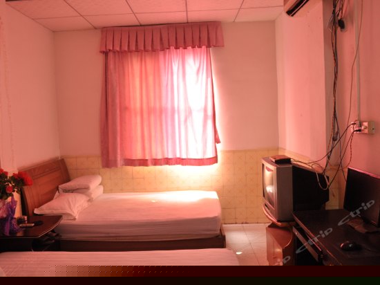 豪华电脑双人房