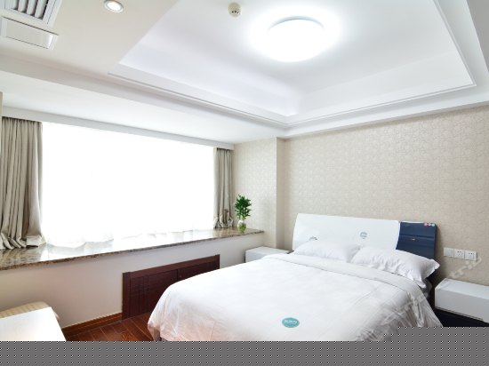 E型豪华双卧套房