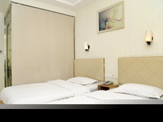 标准双人电脑房