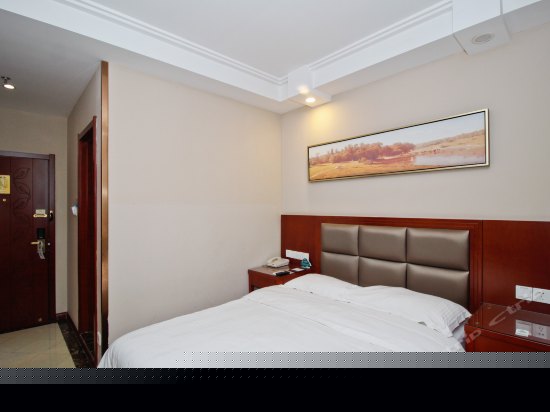 特价大床房(无窗)