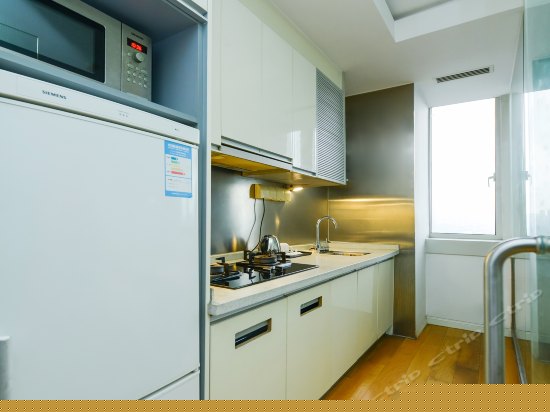 豪华江景标准房