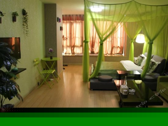 百纳天宝阁风情大床房