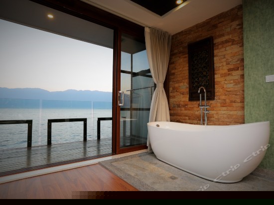 亲水海景双床房