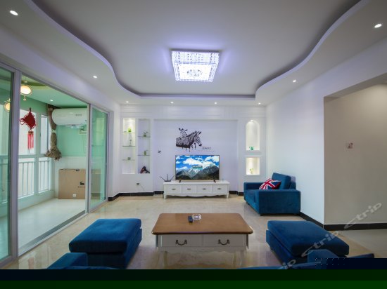 洱海天域国际公寓三房两厅两卫三阳台