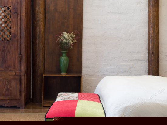 花月夜东南亚大床房