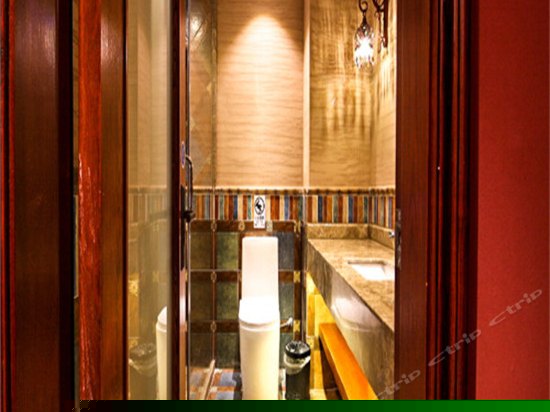 高级商务行政大床房