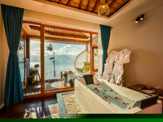 情缘尘烟海景音乐小套房